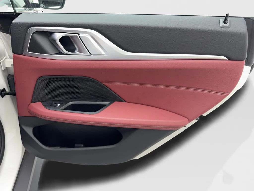 BMW i4 photo 44