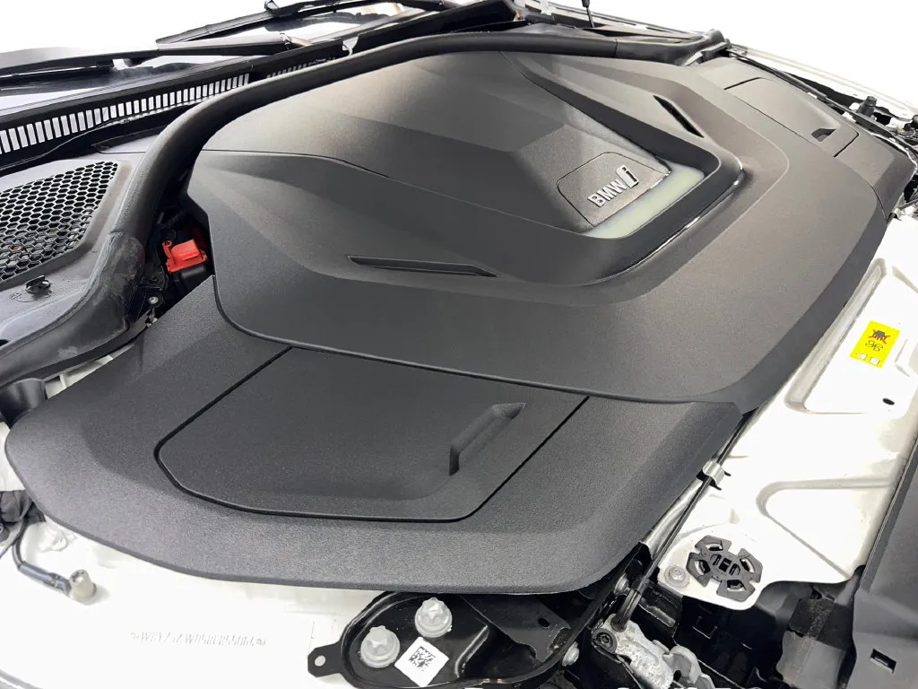 BMW i4 photo 79