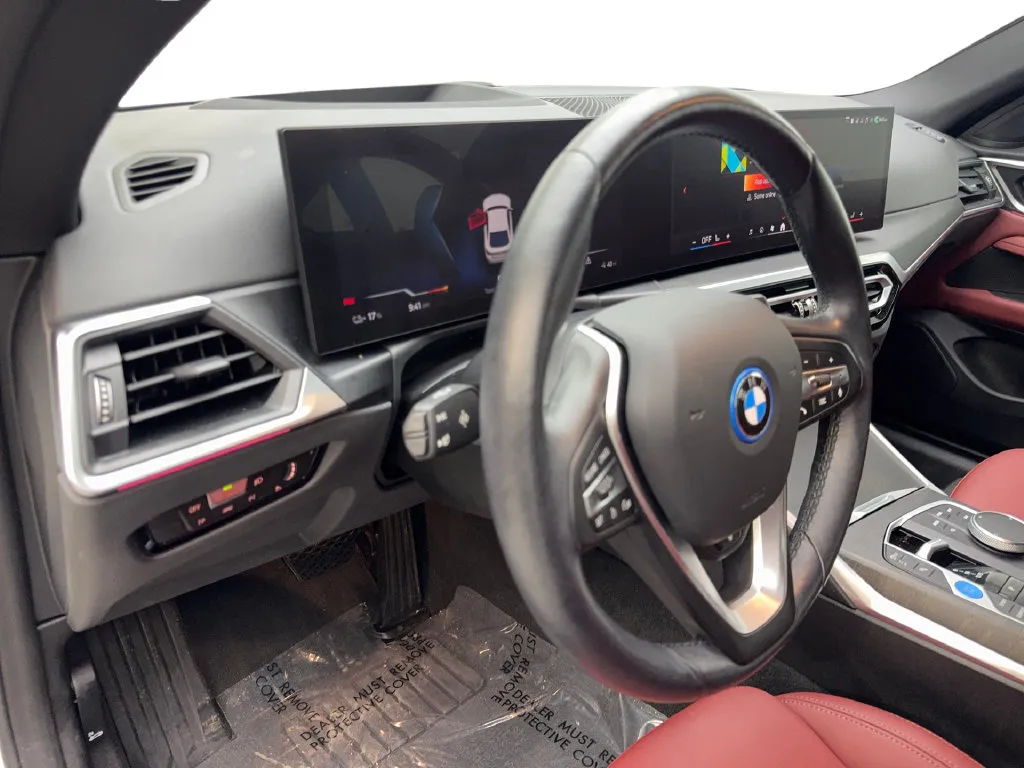 BMW i4 photo 52