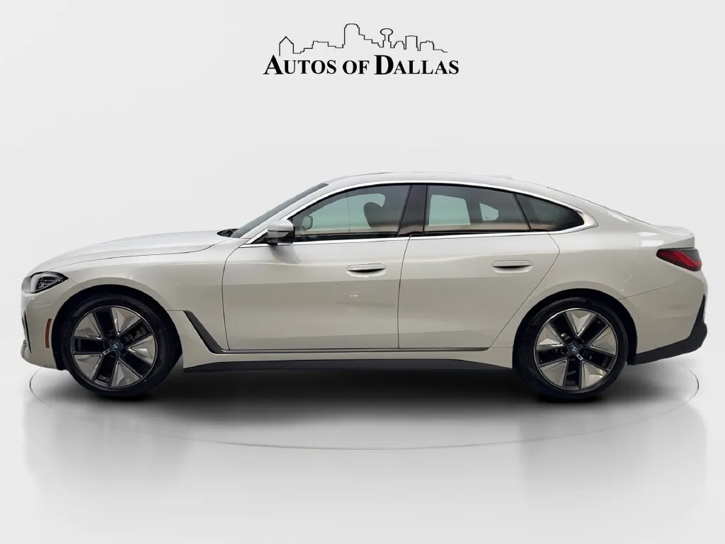 BMW i4 photo 6