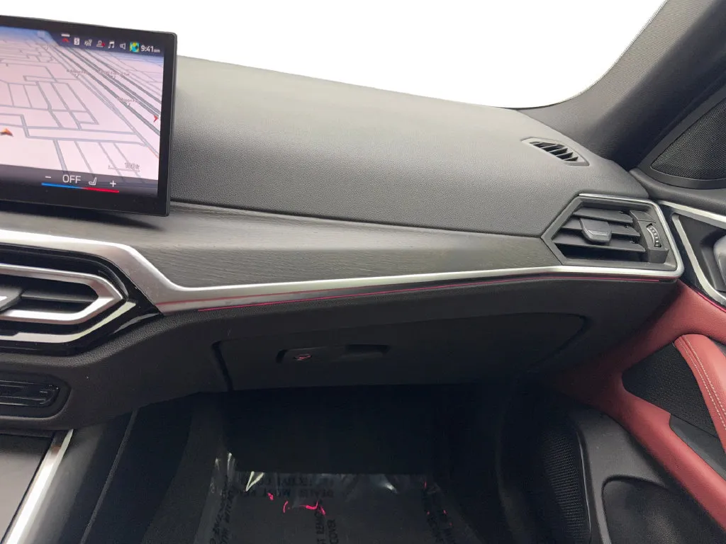 BMW i4 photo 60