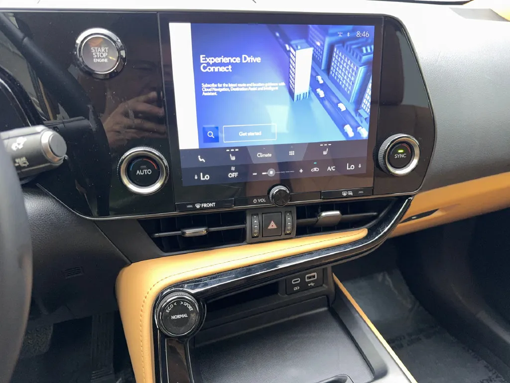 Lexus NX photo 63