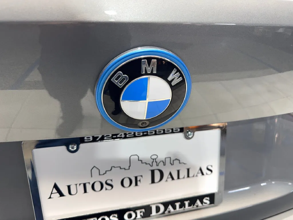 BMW i4 photo 22