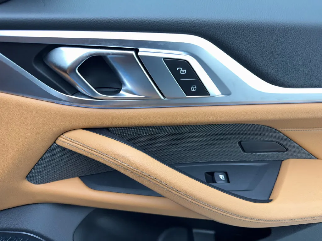 BMW i4 photo 51