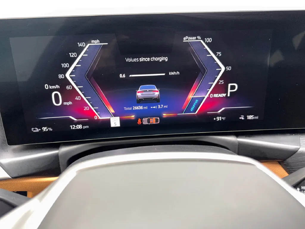BMW i4 photo 60