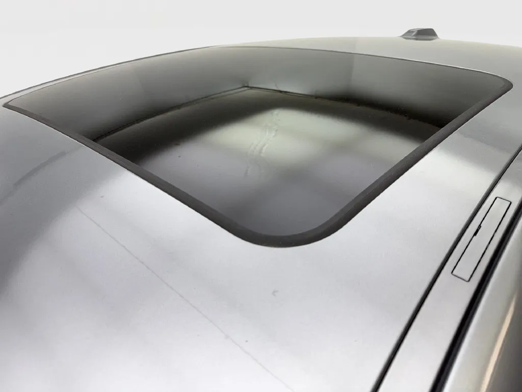 BMW i4 photo 27