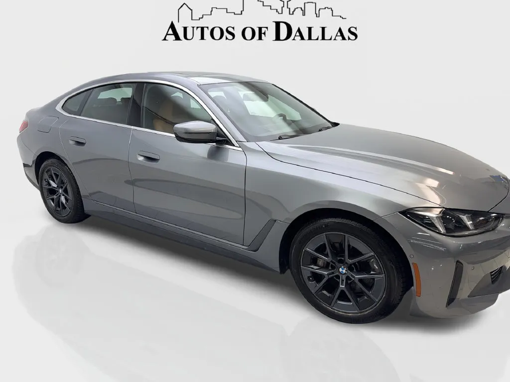 BMW i4 photo 14