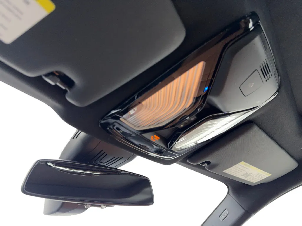 BMW i4 photo 72