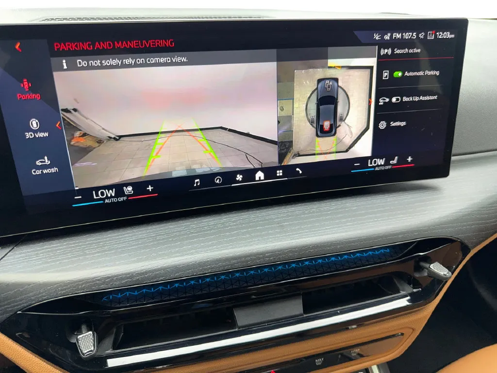 BMW i4 photo 66
