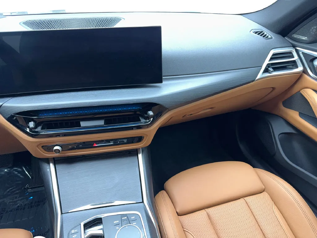 BMW i4 photo 56