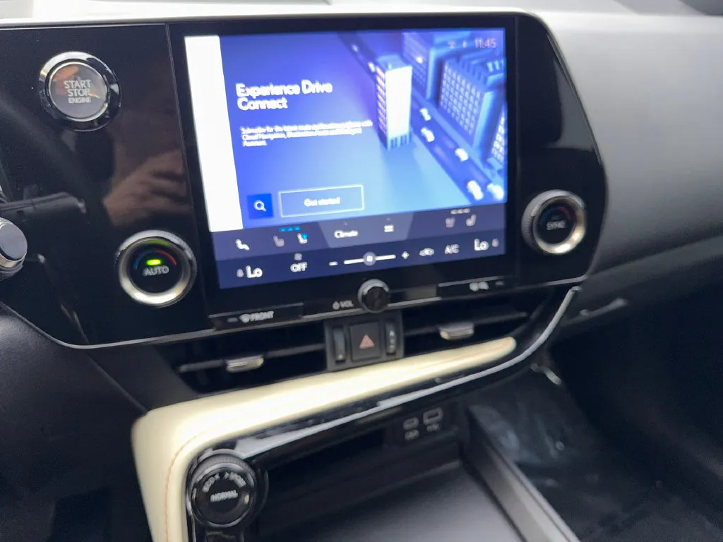 Lexus NX photo 63