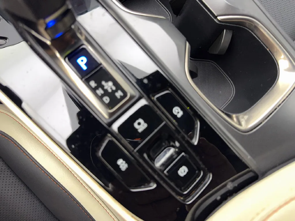 Lexus NX photo 70