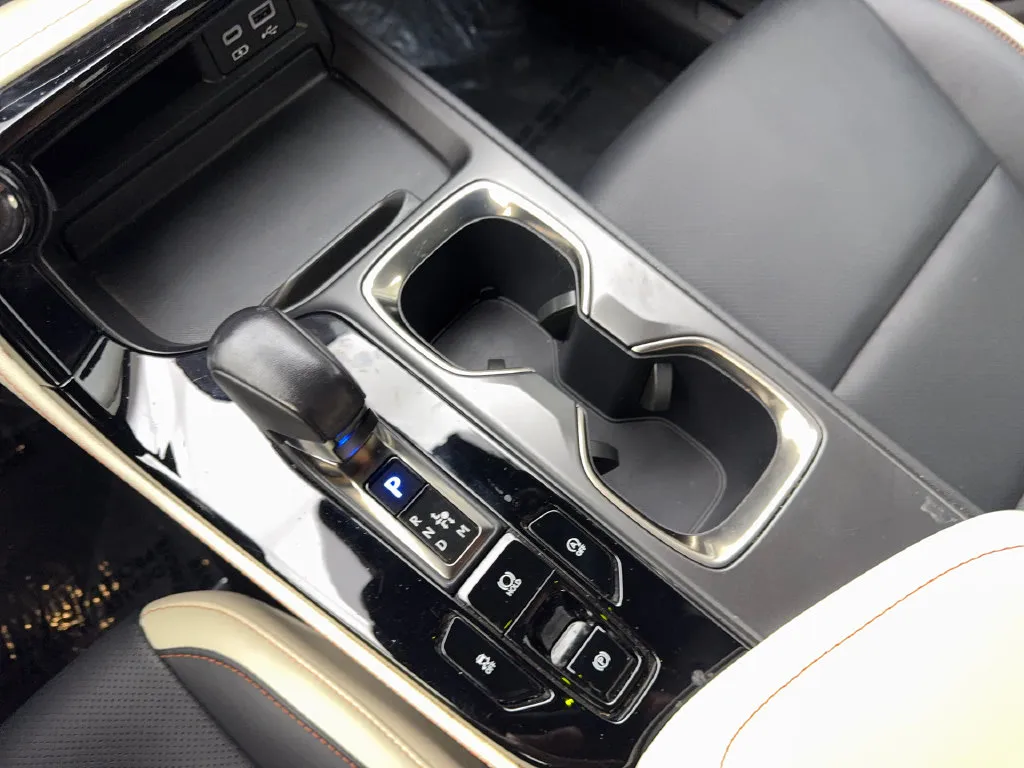 Lexus NX photo 69
