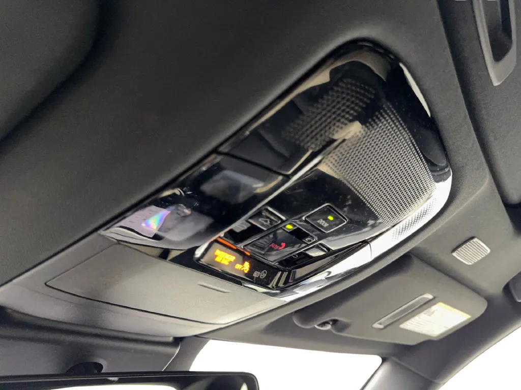 Lexus NX photo 75