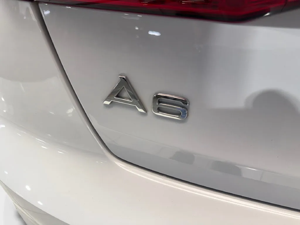 Audi A6 photo 25
