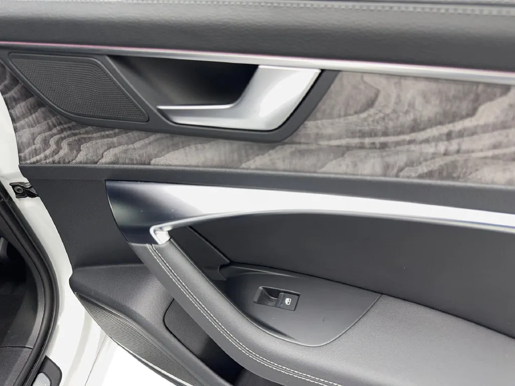 Audi A6 photo 46