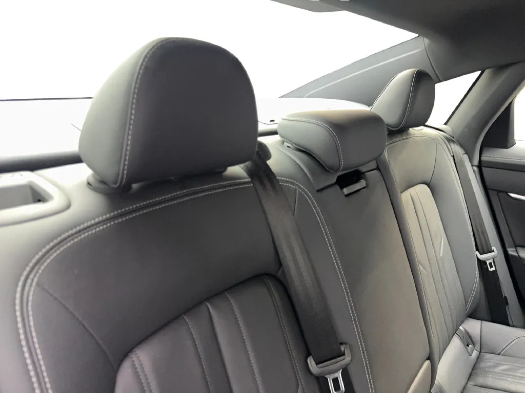 Audi A6 photo 43