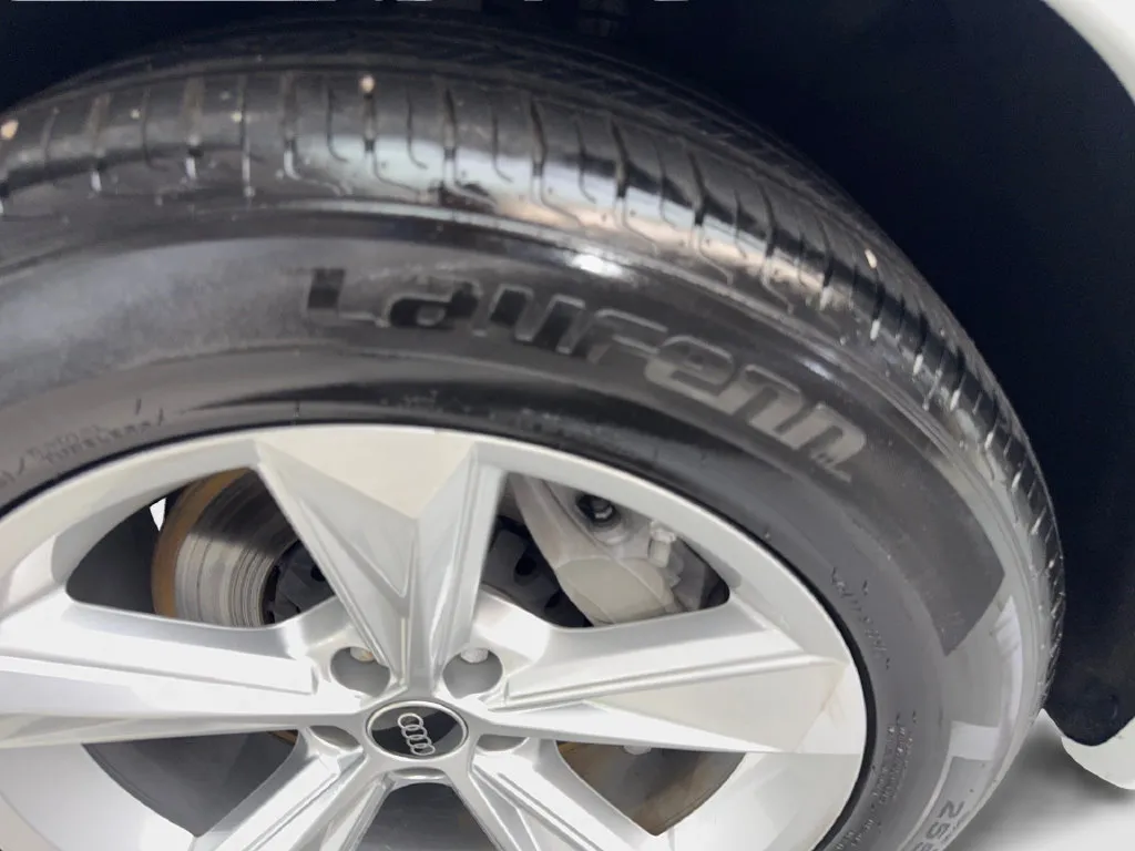 Audi Q7 photo 95