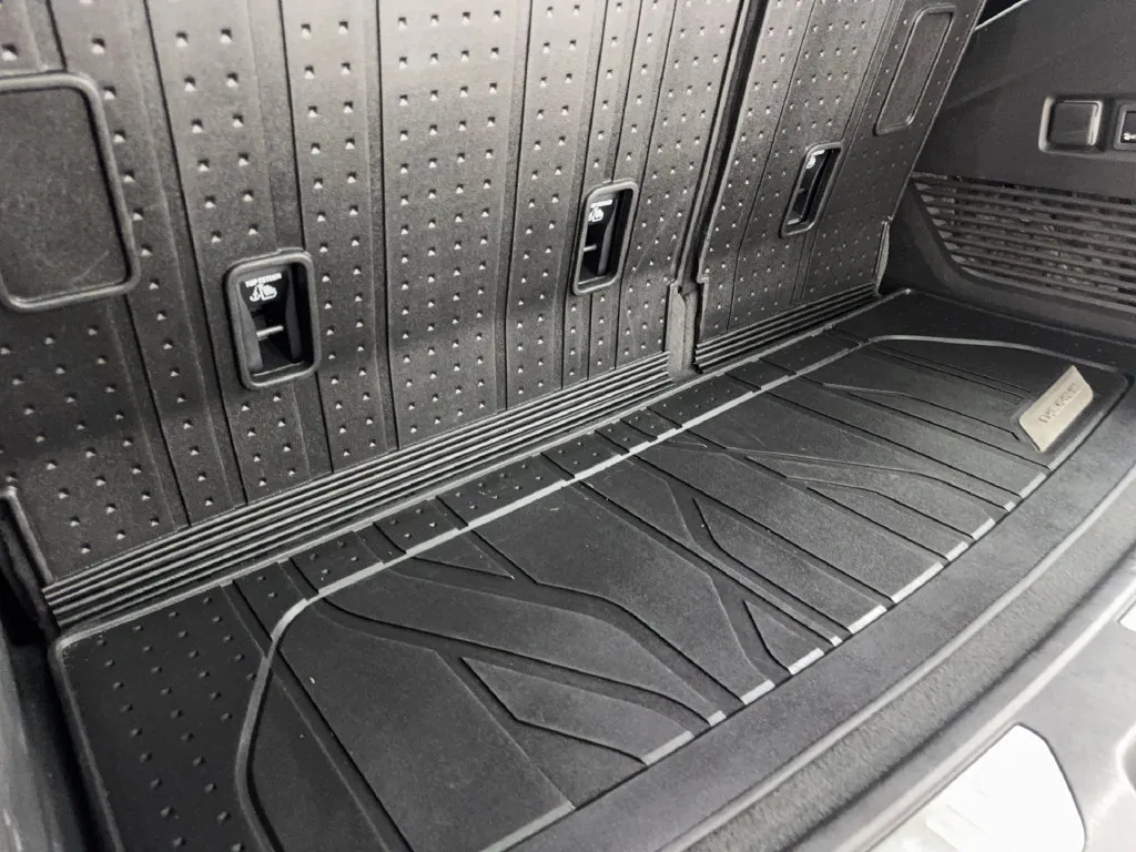 Chevrolet Tahoe photo 87