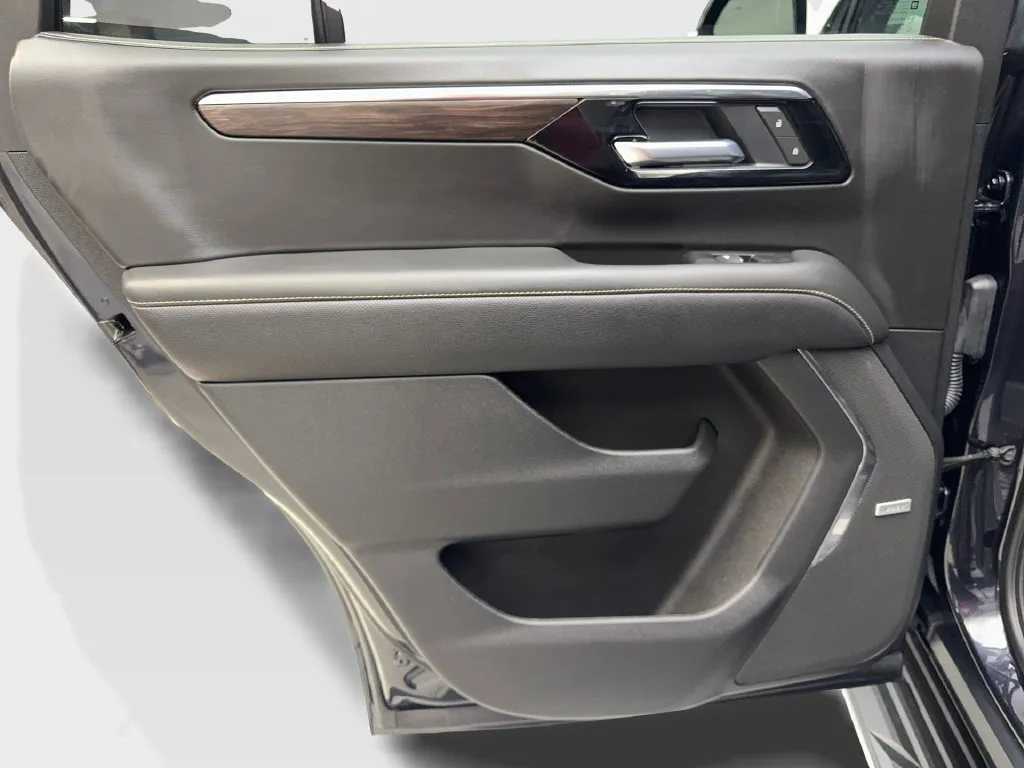 Chevrolet Tahoe photo 39