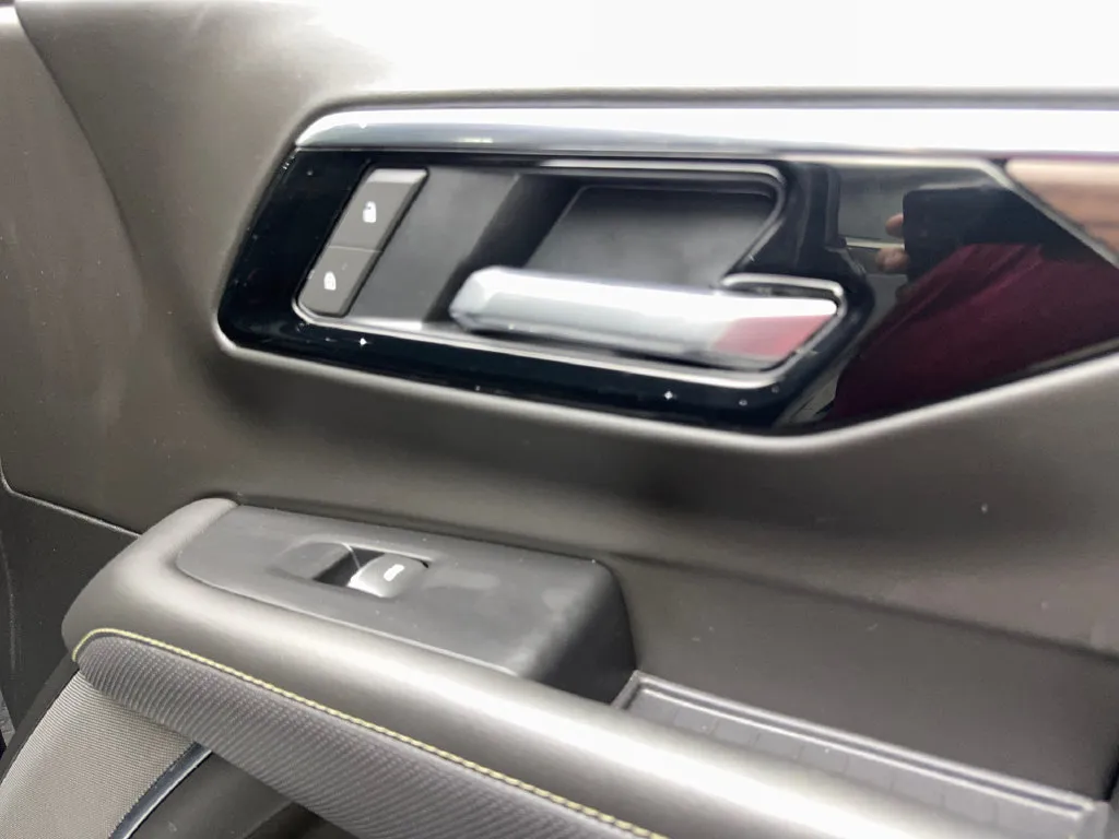 Chevrolet Tahoe photo 55