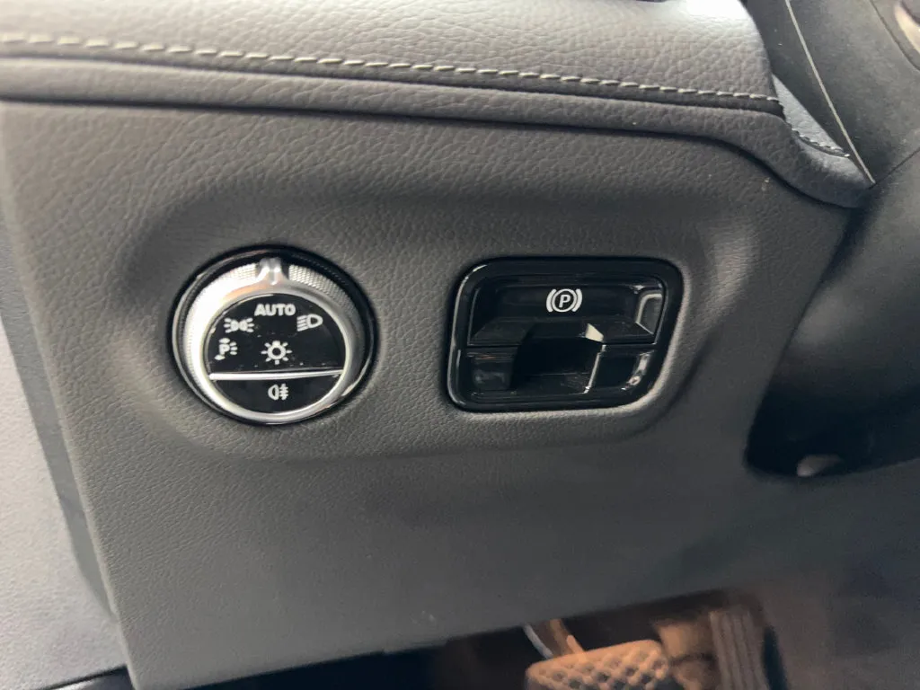 Mercedes-Benz EQE photo 55