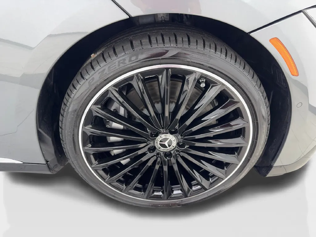 Mercedes-Benz EQE photo 80