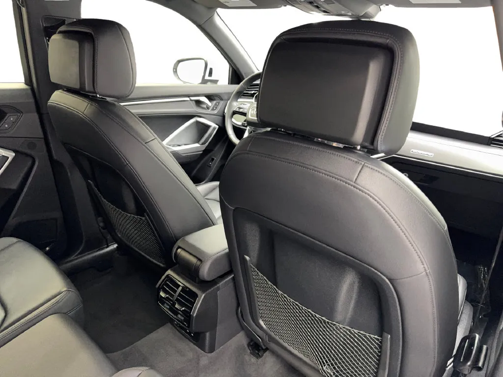 Audi Q3 photo 44