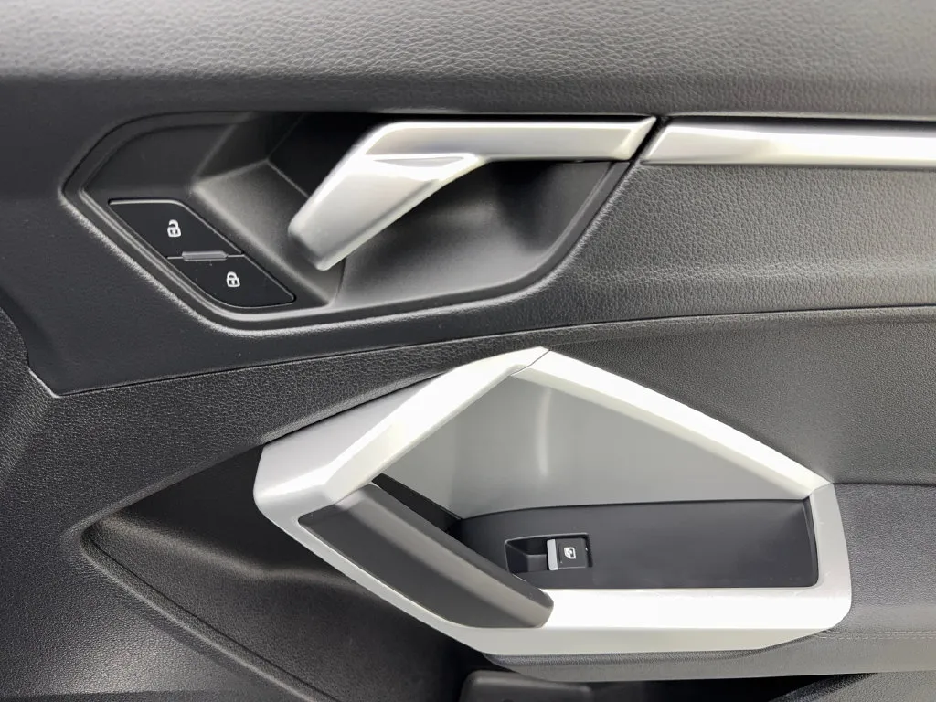 Audi Q3 photo 52