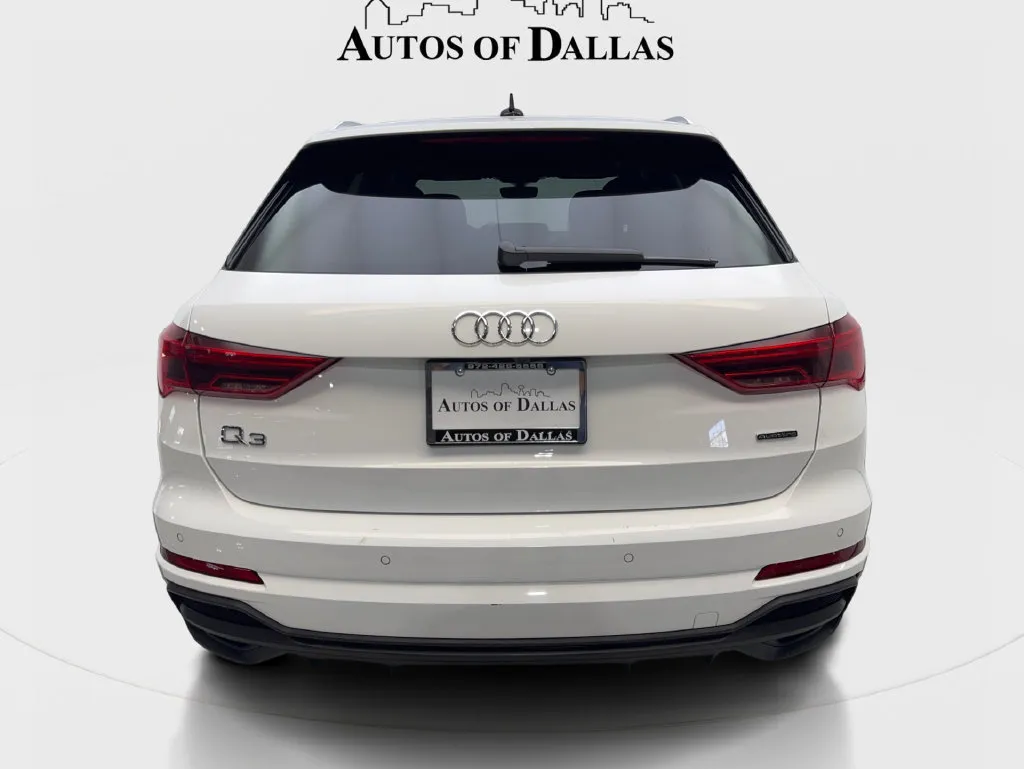 Audi Q3 photo 8
