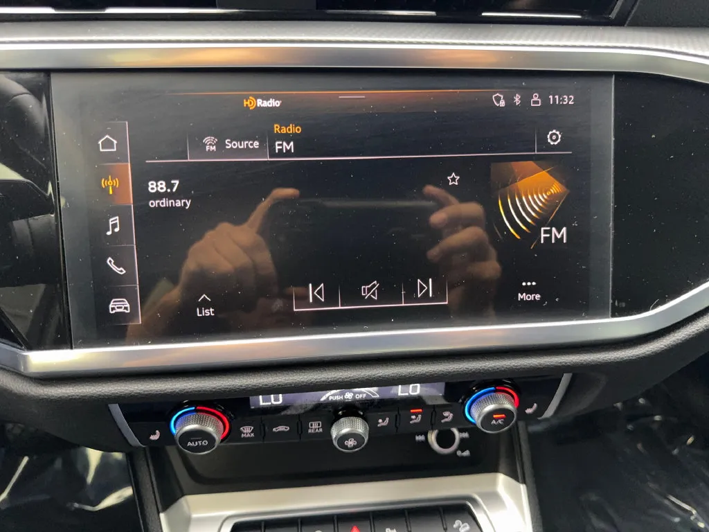 Audi Q3 photo 64