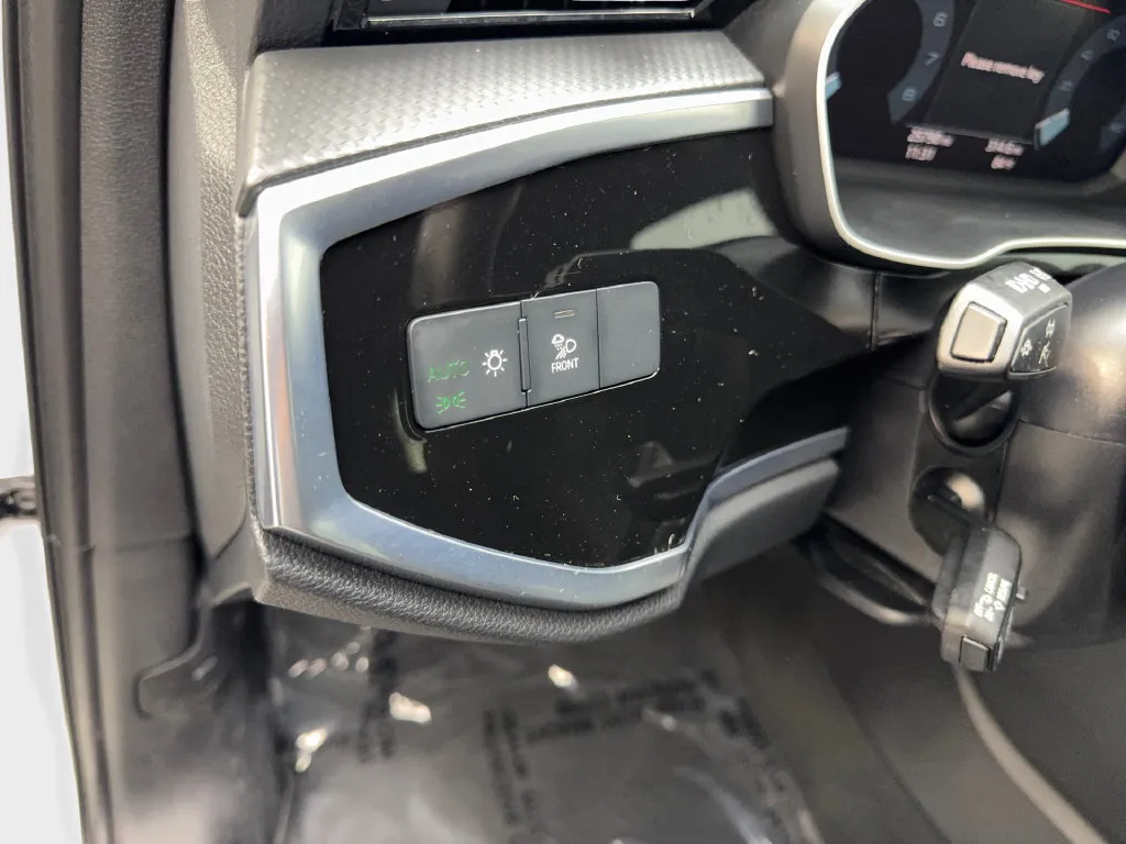 Audi Q3 photo 58