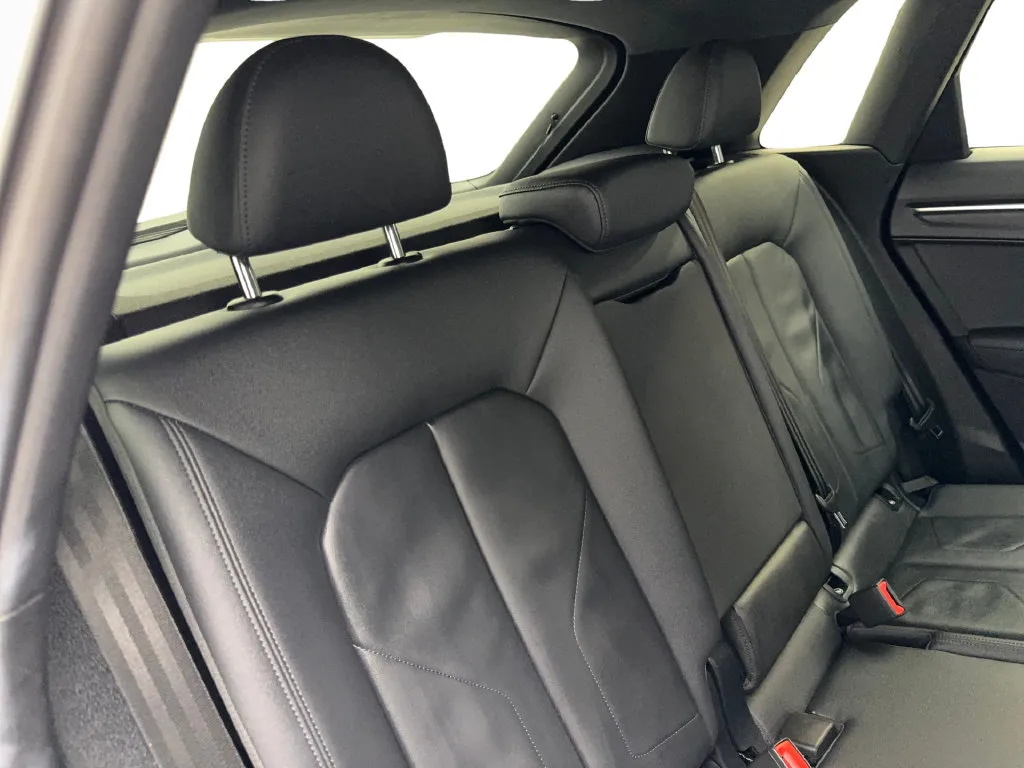 Audi Q3 photo 43