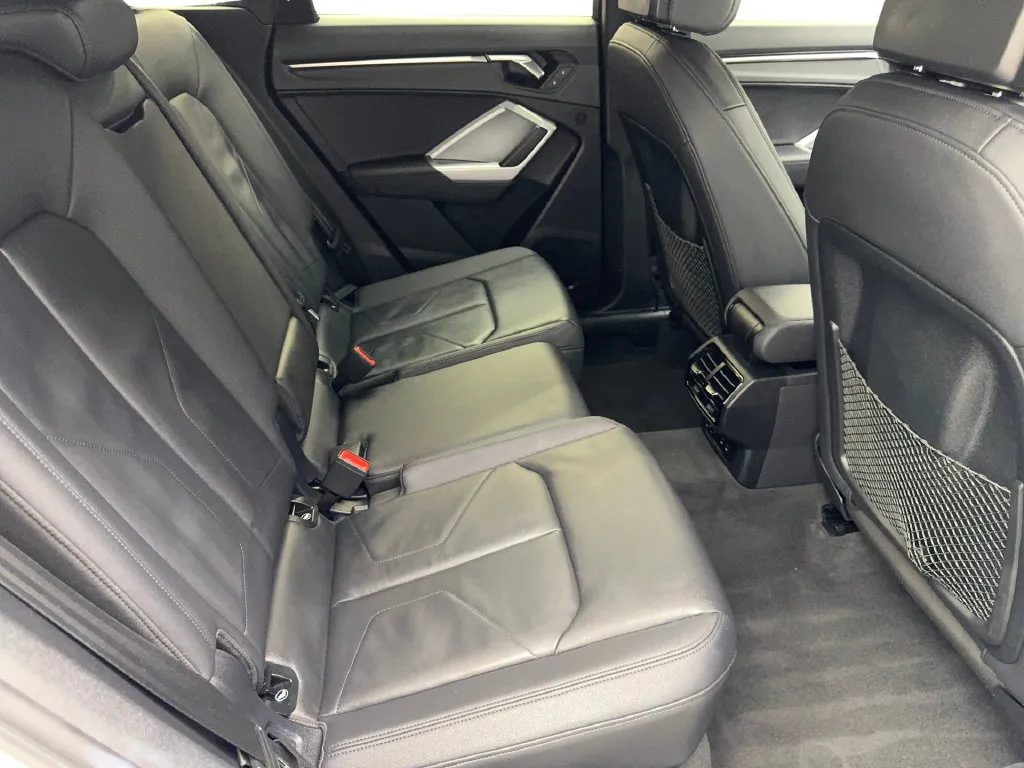 Audi Q3 photo 42