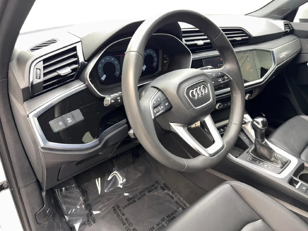 Audi Q3 photo 53