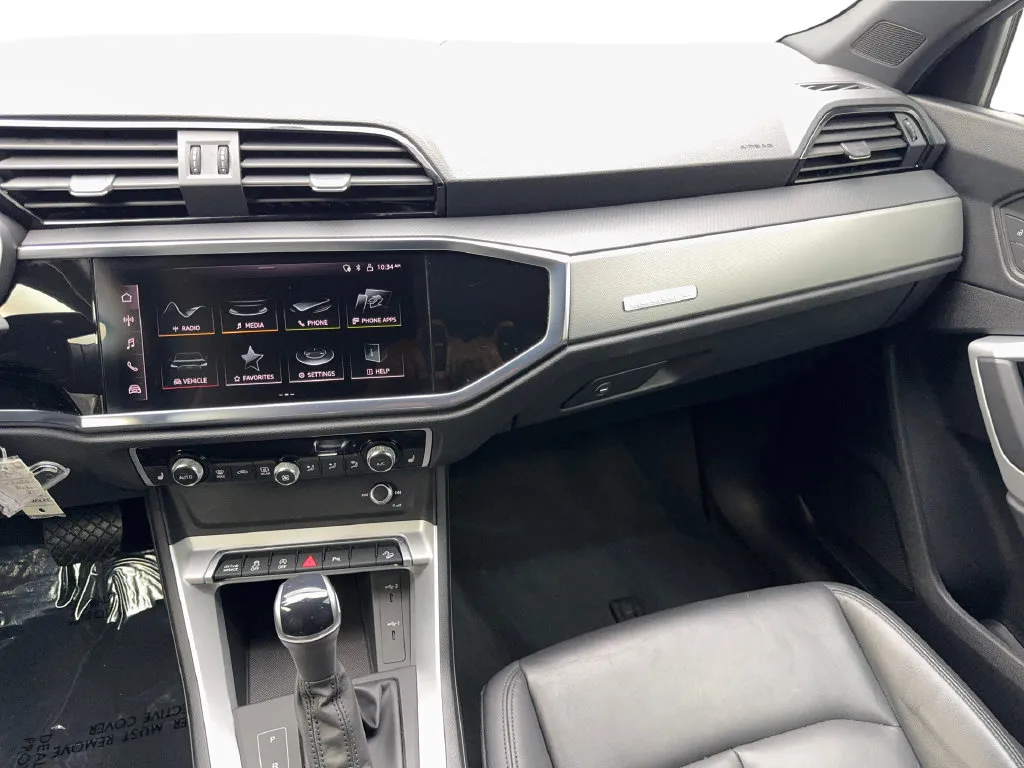 Audi Q3 photo 57