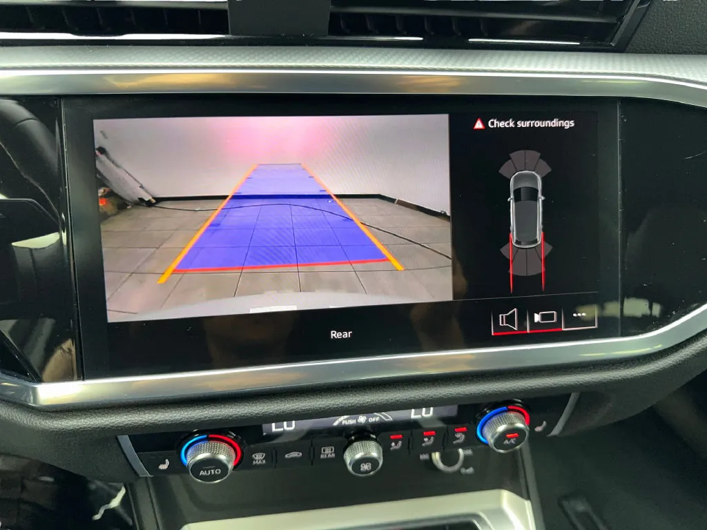Audi Q3 photo 68