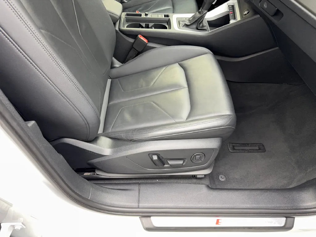Audi Q3 photo 47