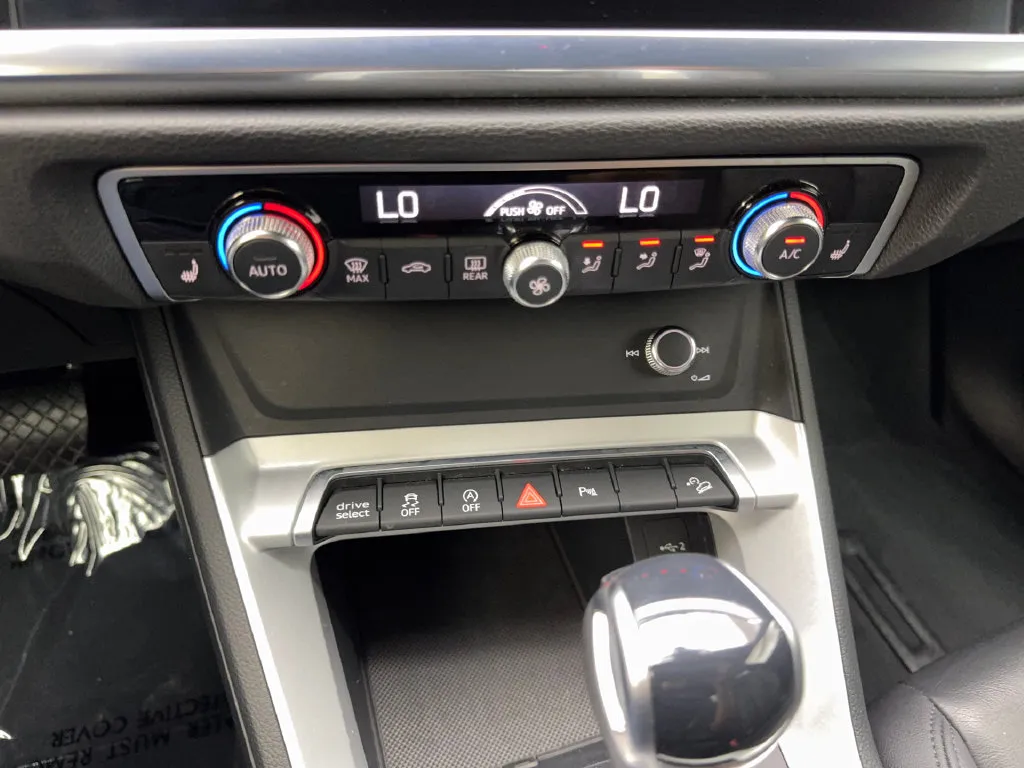 Audi Q3 photo 69