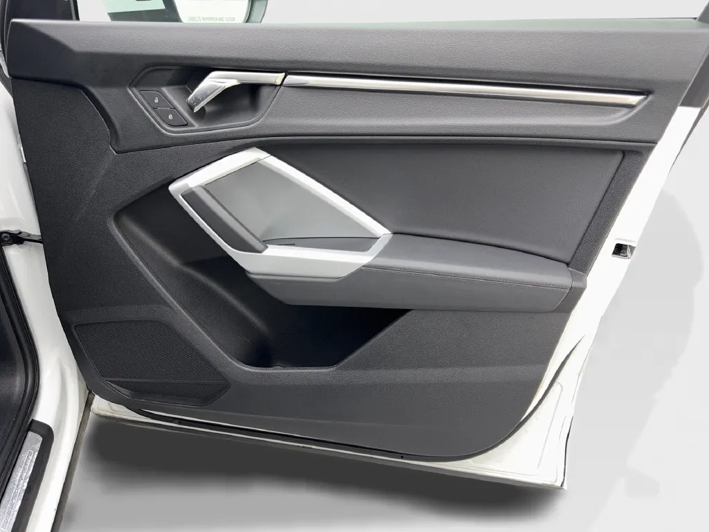 Audi Q3 photo 51