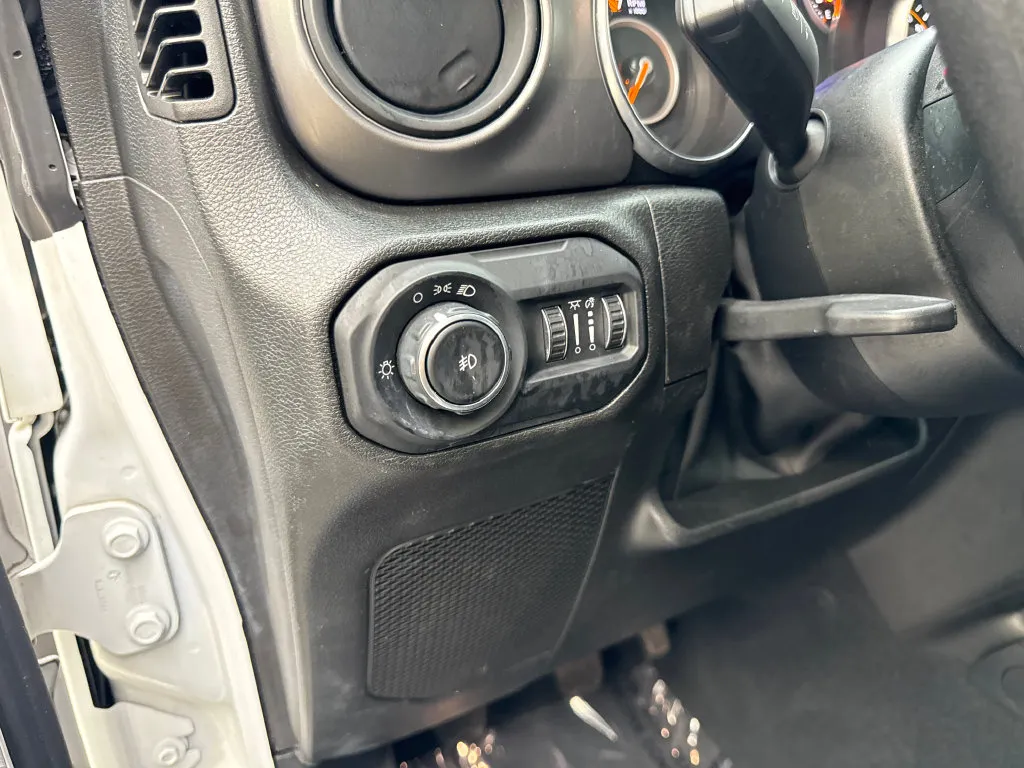 Jeep Wrangler photo 50