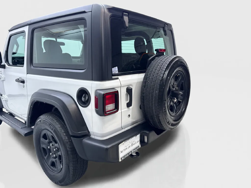 Jeep Wrangler photo 21