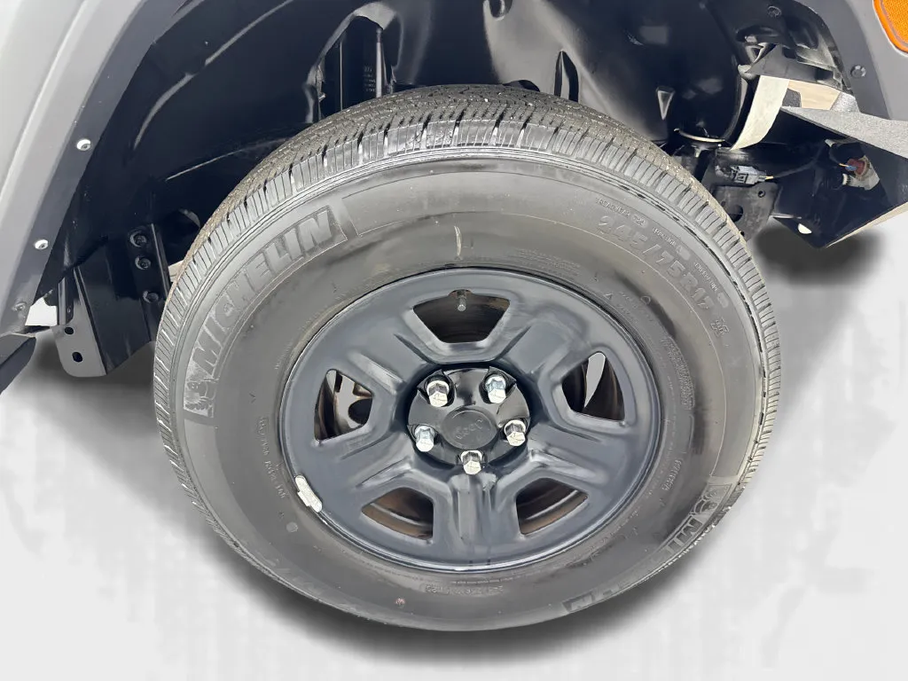 Jeep Wrangler photo 78