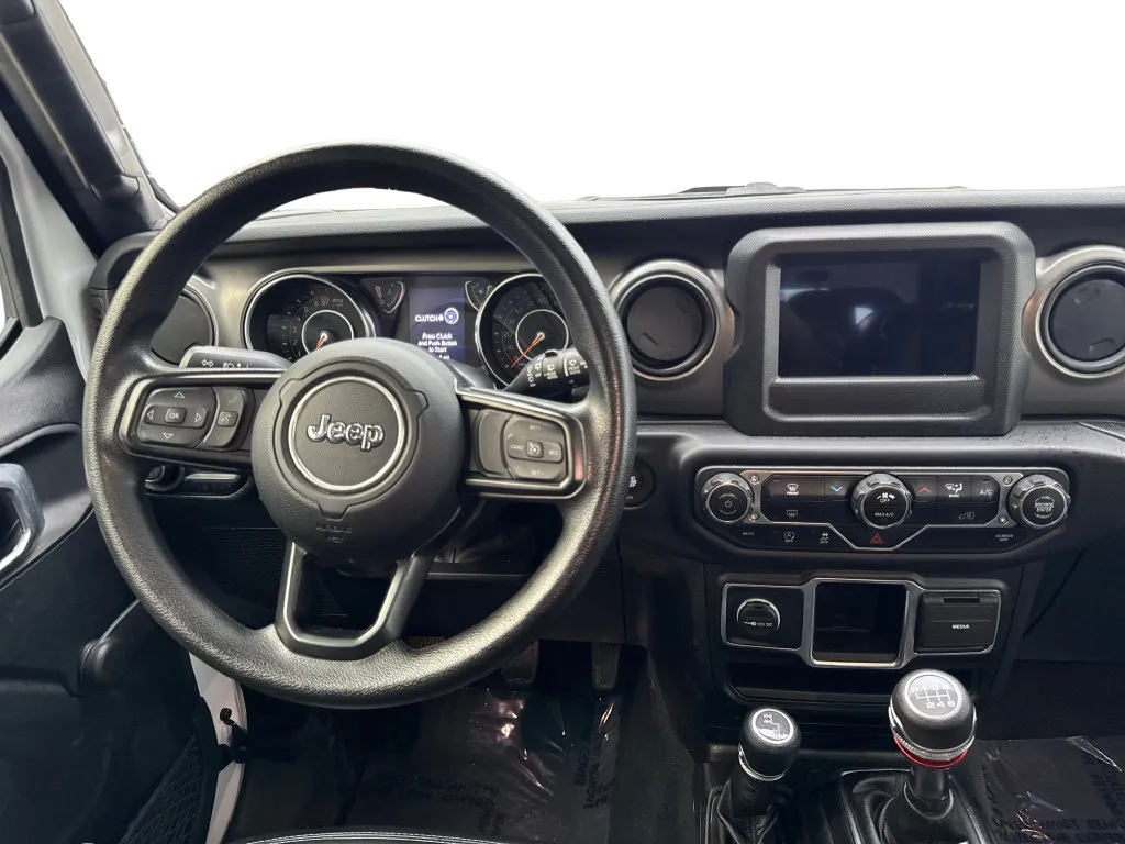 Jeep Wrangler photo 48