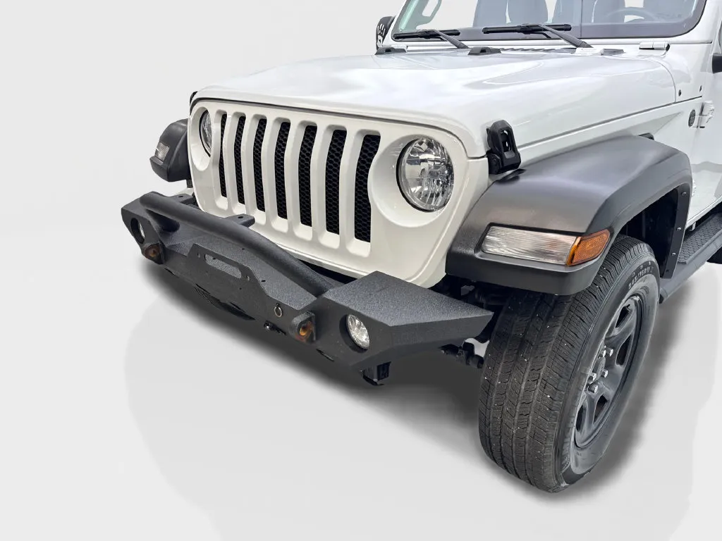 Jeep Wrangler photo 18