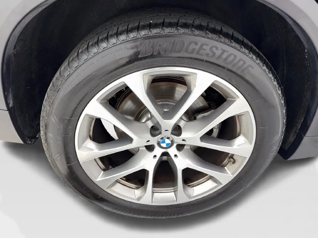 BMW X5 photo 80