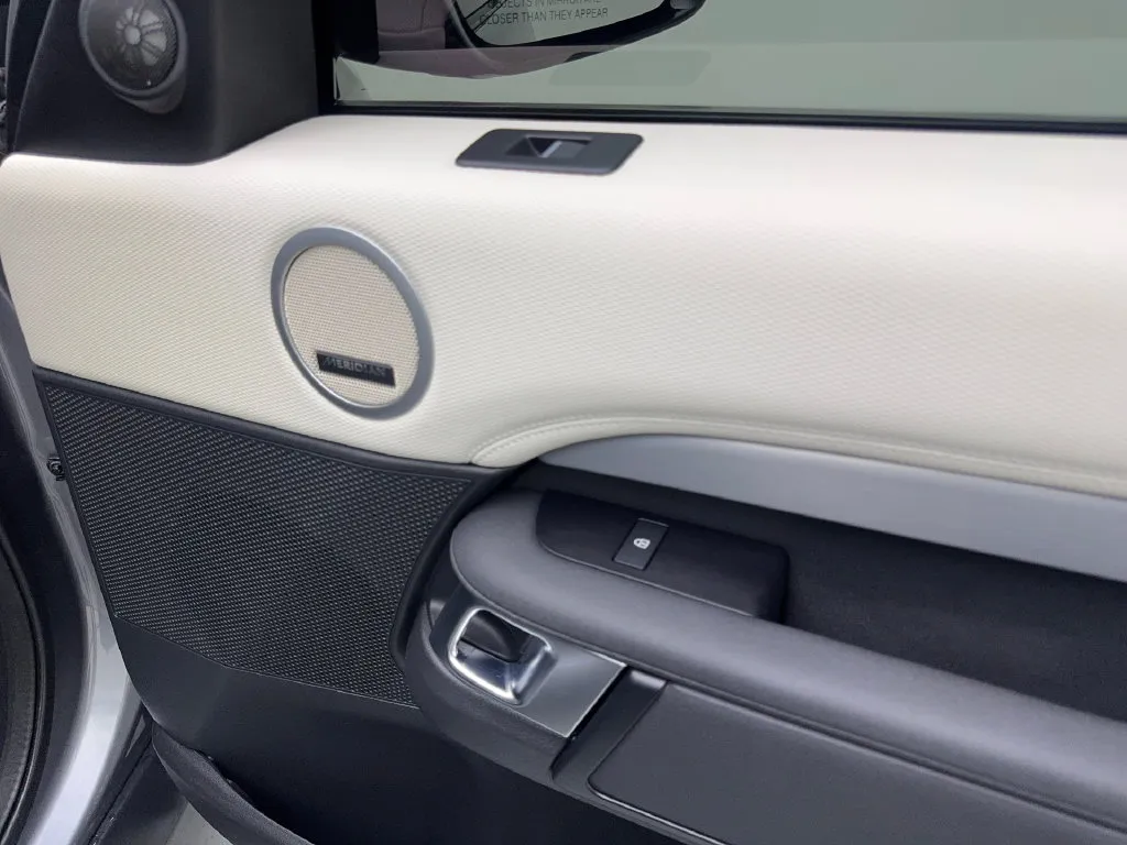 Land Rover Discovery photo 55