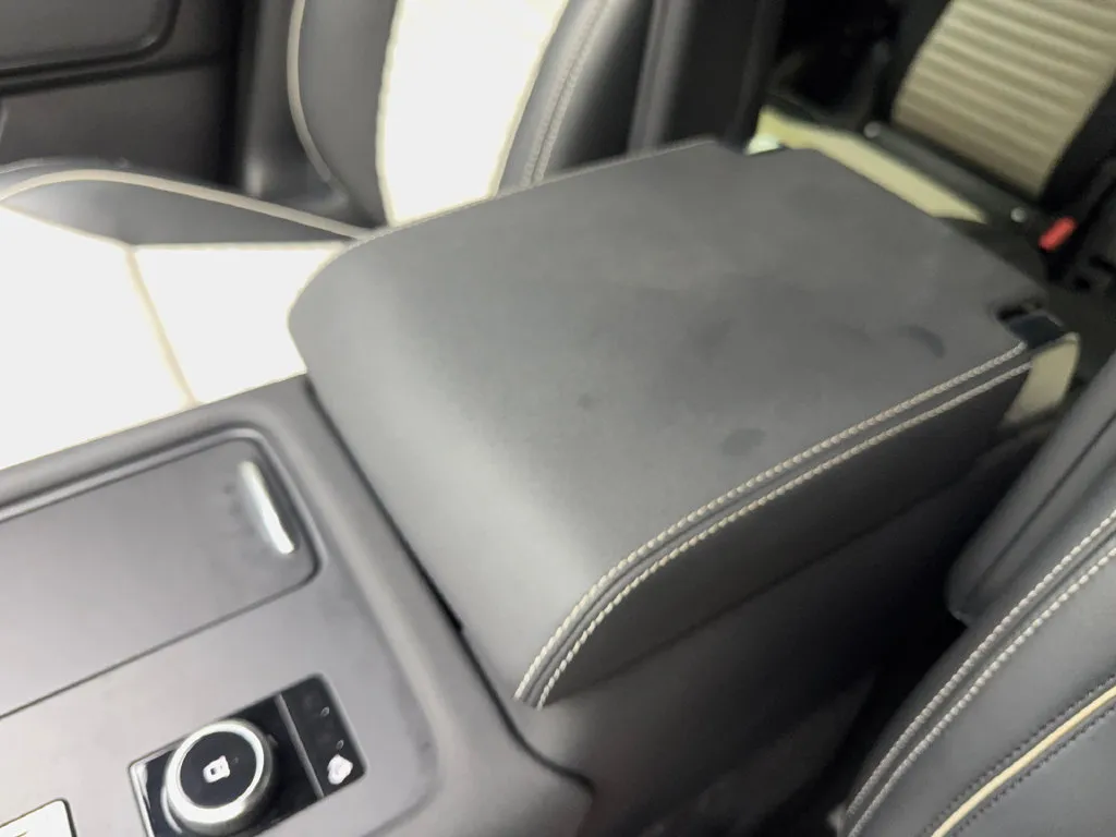 Land Rover Discovery photo 75