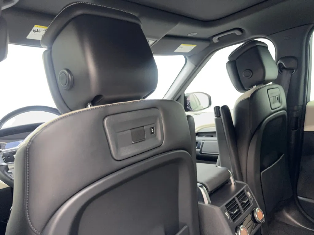 Land Rover Discovery photo 37