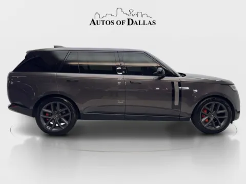More photos of 2022 Land Rover Range Rover SE at Autos of Dallas - Irving, TX